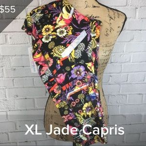 Black & Floral Jade Capri Workout Leggings LuLaRoe